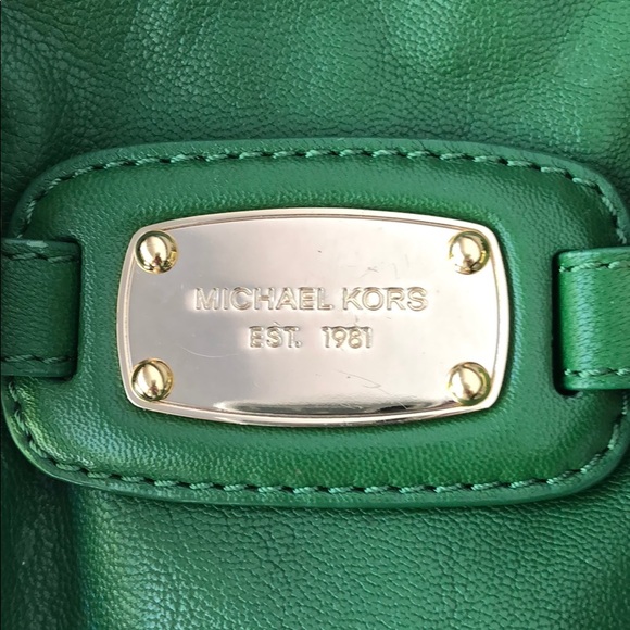 Michael Kors girgeous handbag - Picture 2 of 5